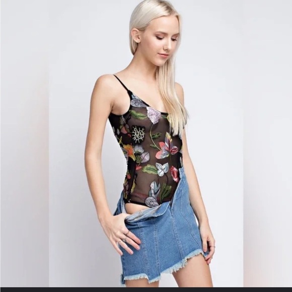 Honey Punch Sheer Embroidered Floral Bodysuit Sz S — Sheer Mesh, Floral Appliqué - Picture 3 of 16